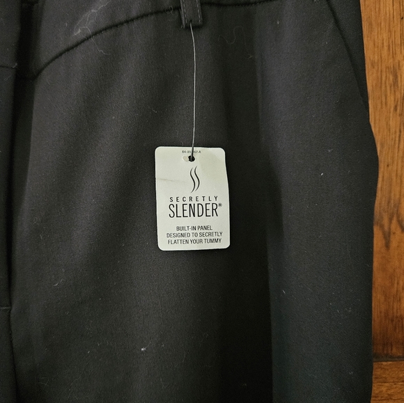 New Liz Claiborne Sophie Secretly Slender  Pants Black 10L - Picture 8 of 8